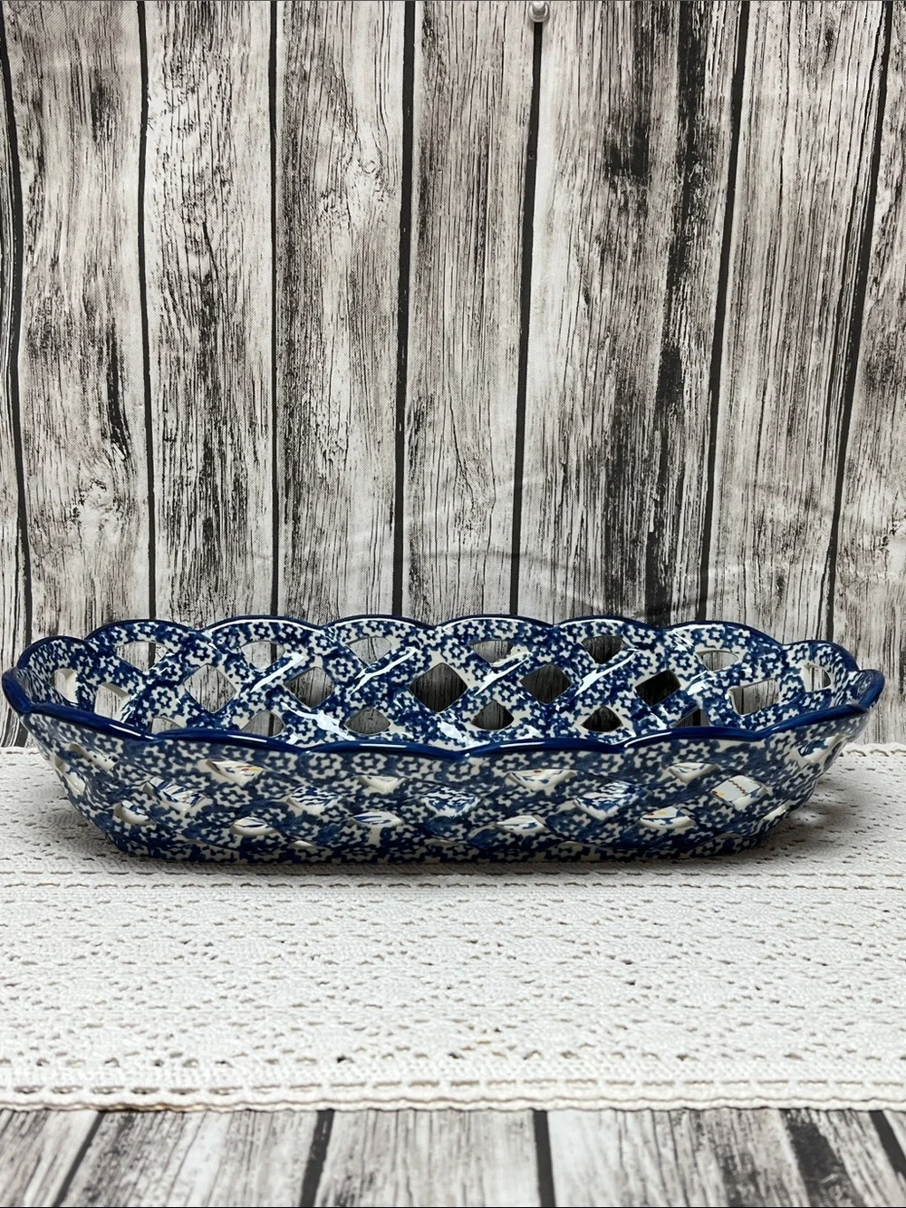 Temp-Tations Old World Blue Ceramic lattice bread/serving basket